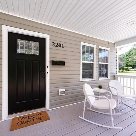 Brandnew Spacious 4 Bedroom House Minutes To Uptown Charlotte Exterior foto