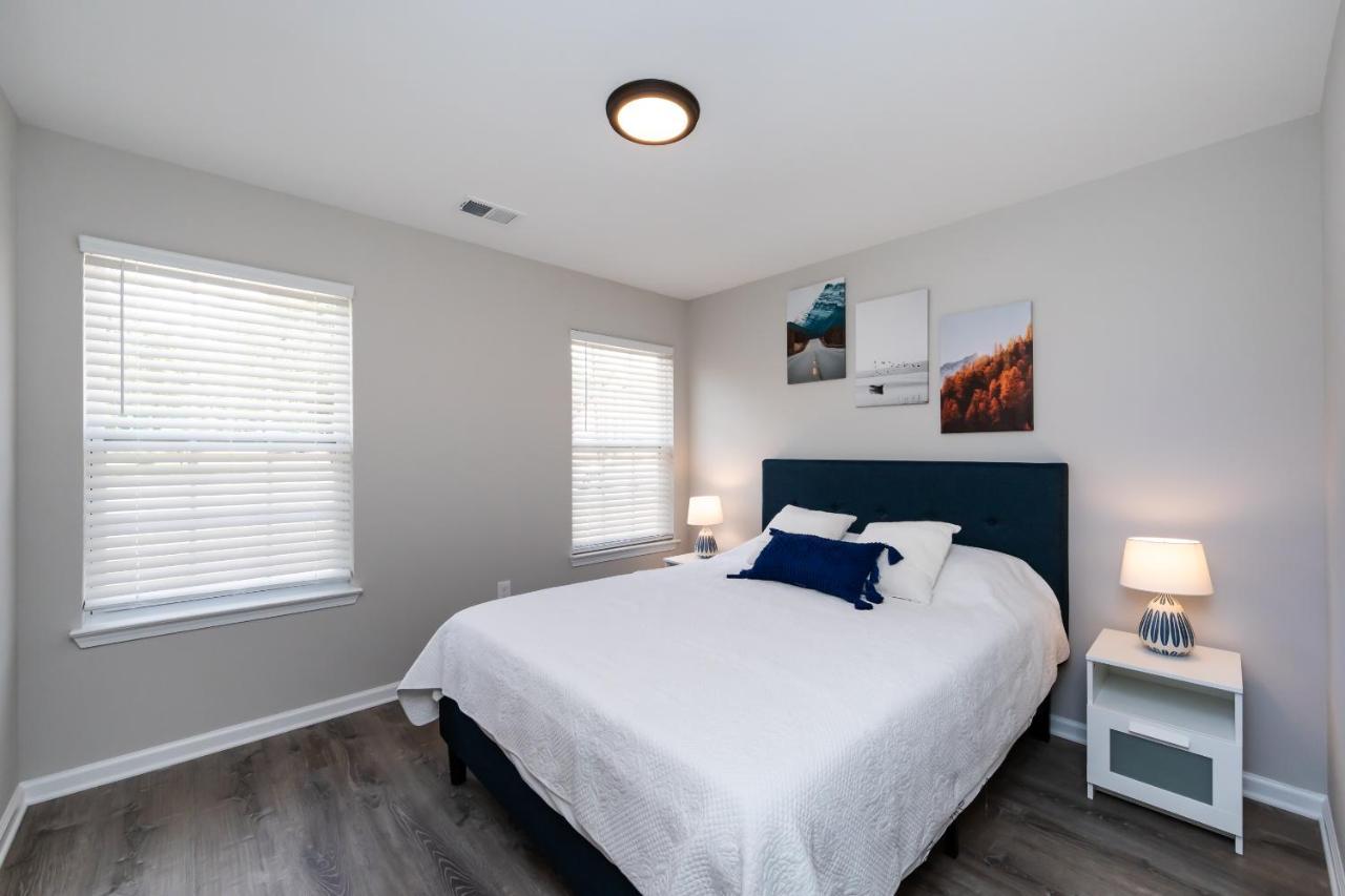 Brandnew Spacious 4 Bedroom House Minutes To Uptown Charlotte Exterior foto