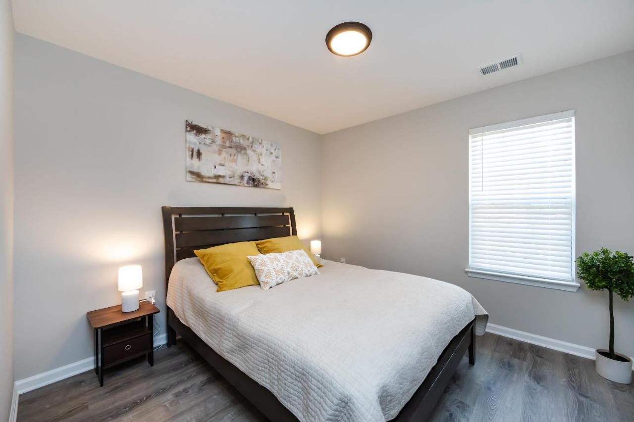 Brandnew Spacious 4 Bedroom House Minutes To Uptown Charlotte Exterior foto