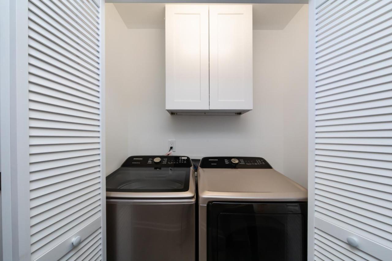 Brandnew Spacious 4 Bedroom House Minutes To Uptown Charlotte Exterior foto